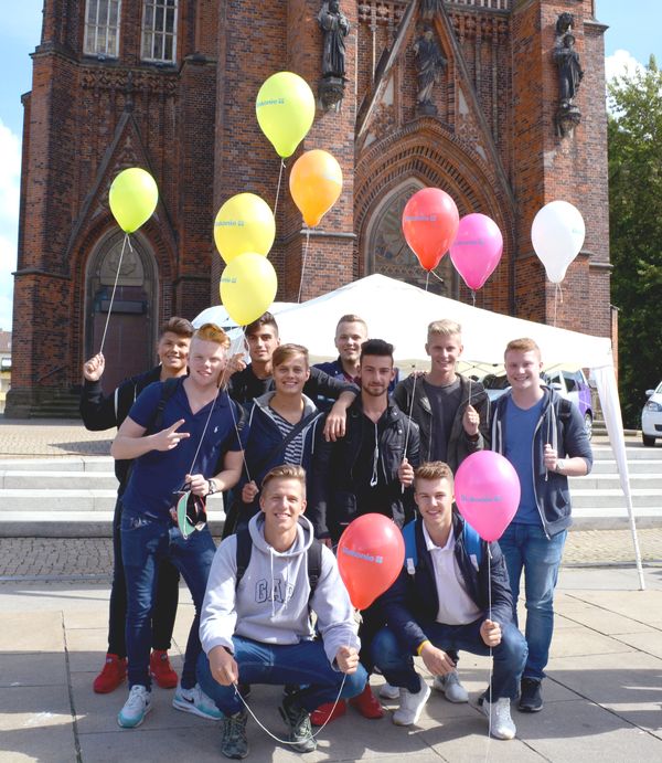 Woche der Diakonie 2015 / Veranstaltung vor der Großen Kirche