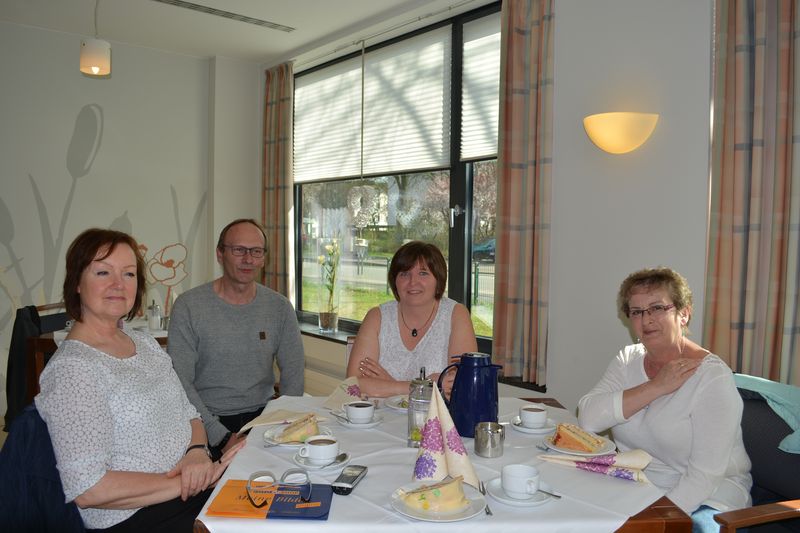 von links: Dagmar Seidlitz (Pflegedienstleitung),Detlef Otten (Einrichtungsleitung), Manuela Sachweh (Verwaltung), Gunda Grabowski(Wohnbereichsleitung Haus Süd)